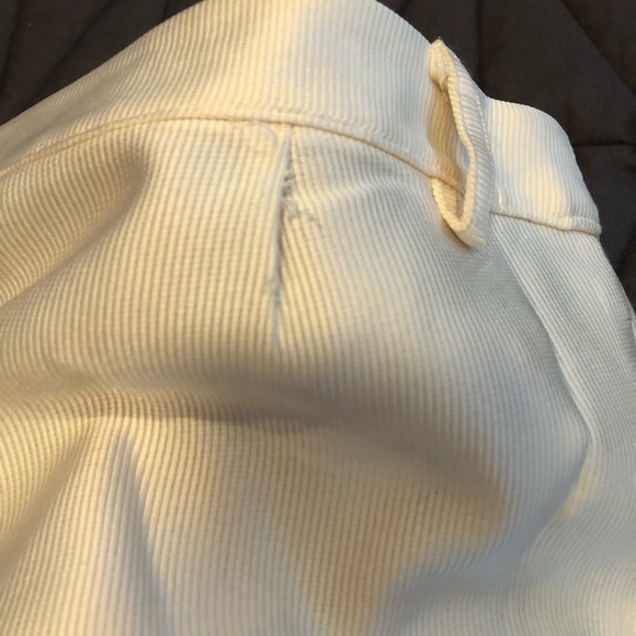 White Pleated Shorts - Picture 7 of 8